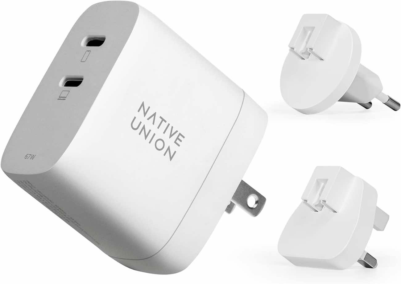 Native Union Charger / 2 Type-C Ports / 67W / GaN Technology / Universal Ports / White