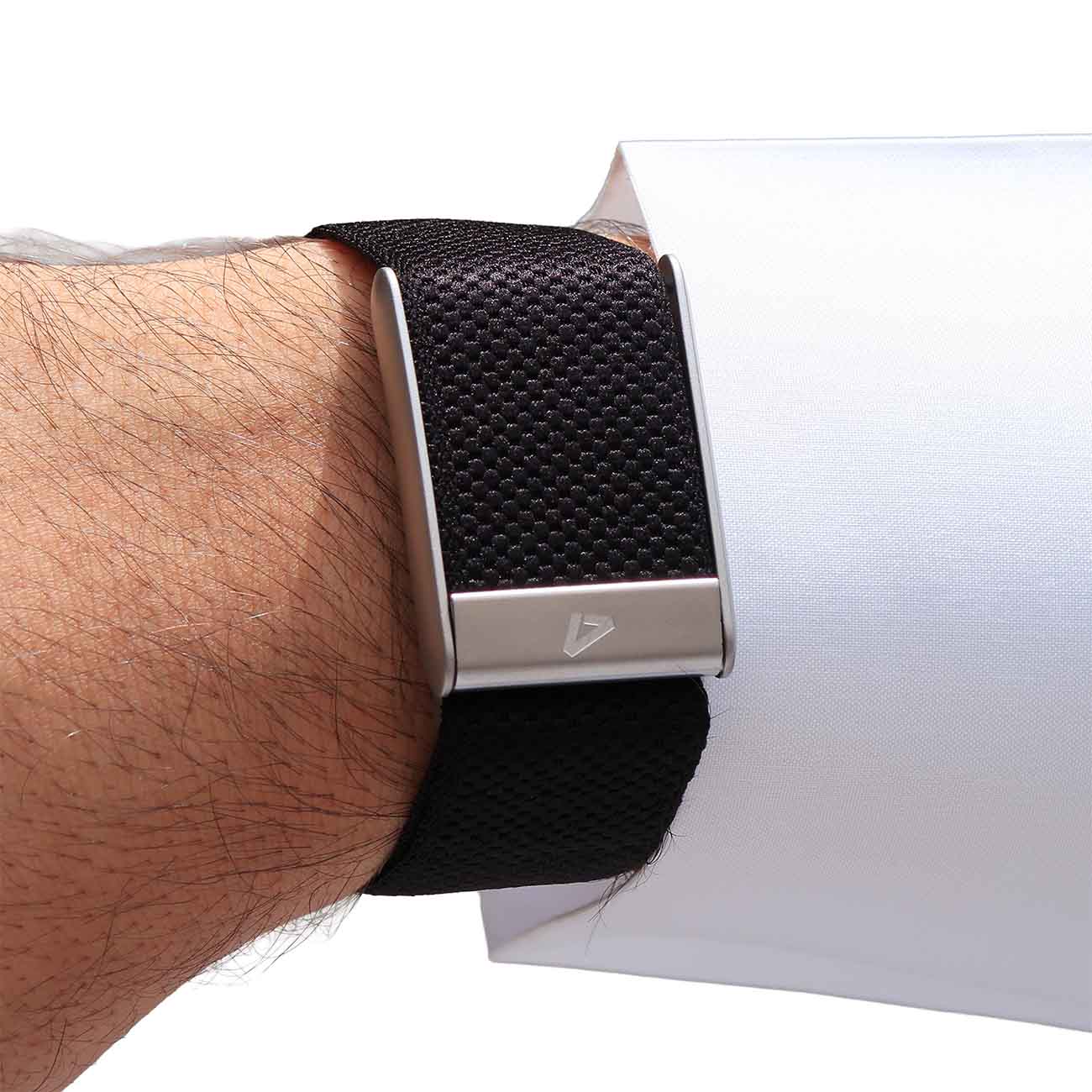 Dash Strap for Whoop 5 / Black with Matte Silver Frame