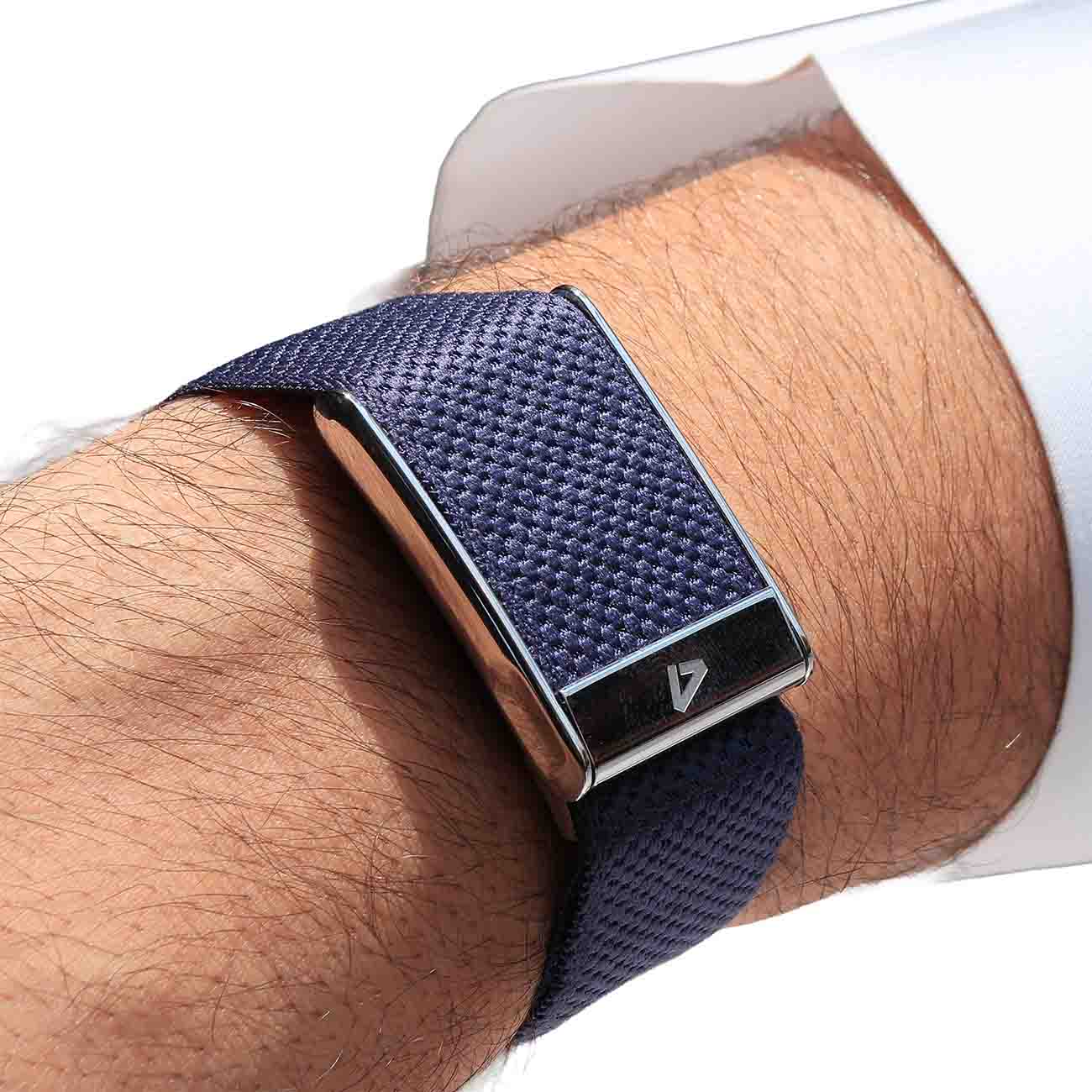 Dash Strap for Whoop 5 MG / Navy Blue with Shiny Silver Frame