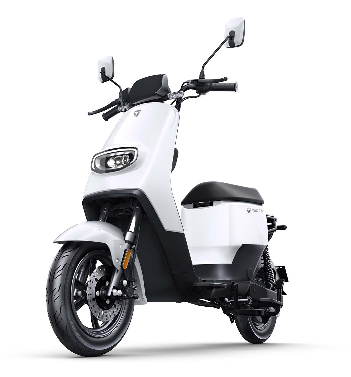 Yadea DE3 Electric Scooter / Battery Powered / Ideal for Daily Commuting / Safe & Fun / White