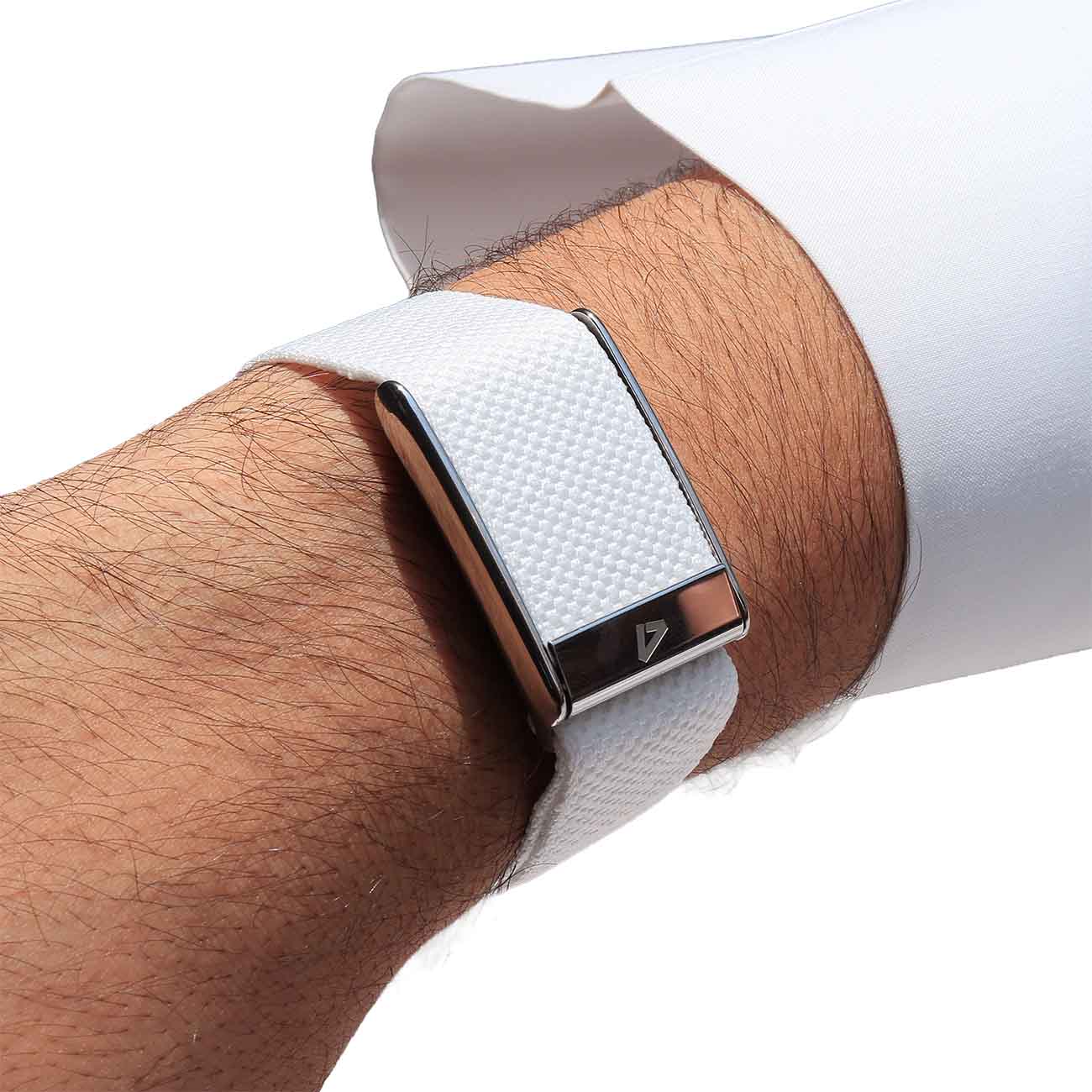 Dash Strap for Whoop 5 / White with Shiny Silver Frame