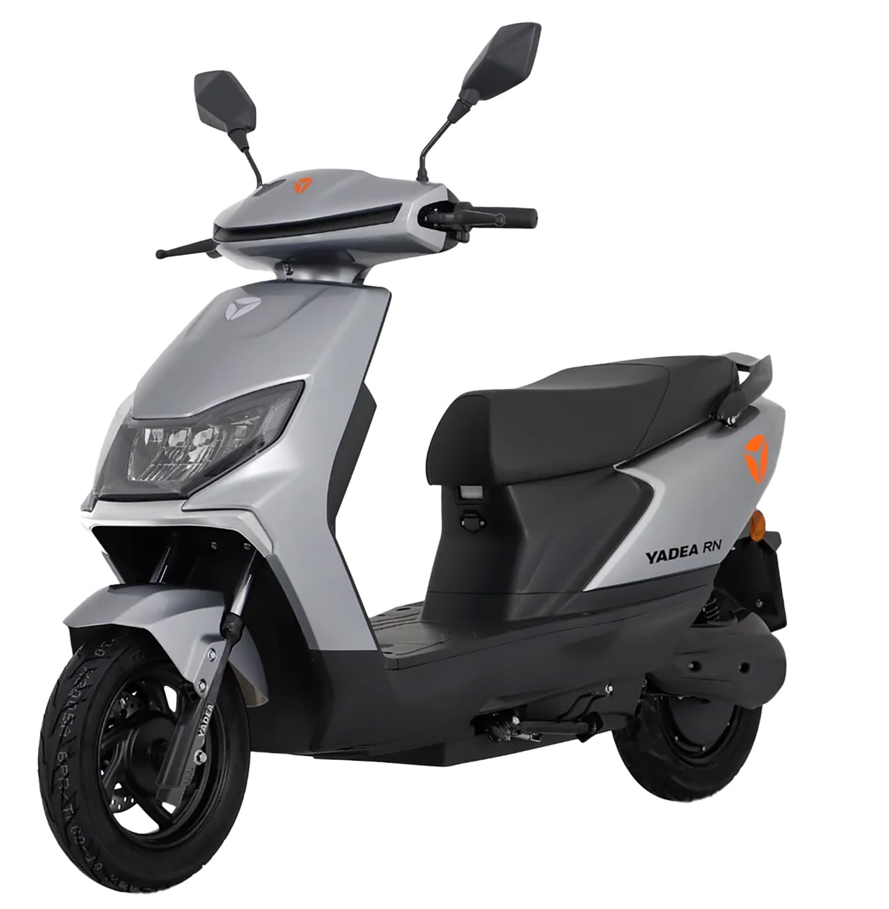 Yadea RN Electric Scooter / 2 Speed Modes / Battery Powered / Sleek & Practical Design / Grey