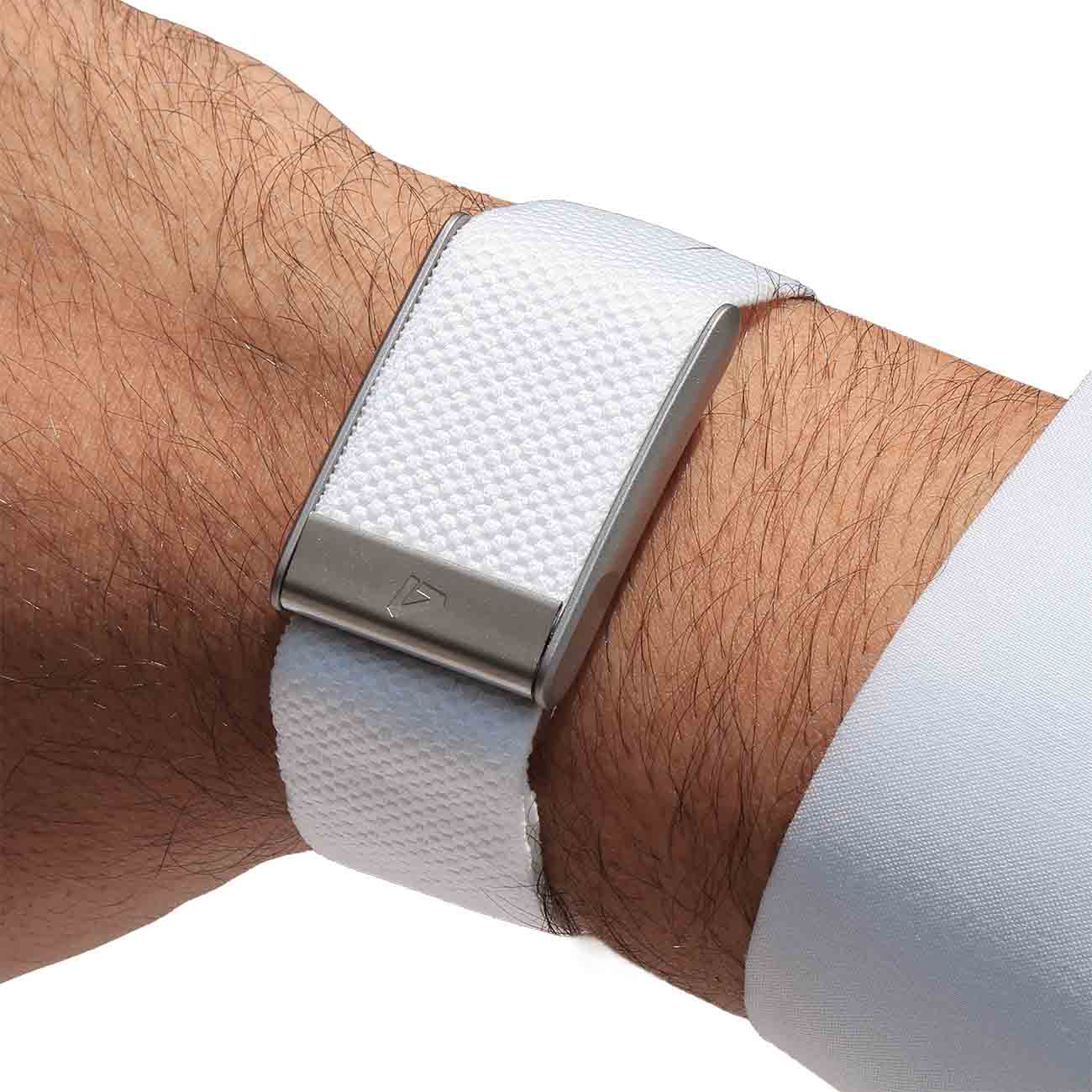 Dash Strap for Whoop 5 MG / White with Matte Silver Frame